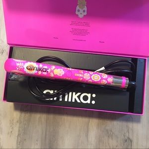 Amika Illuminati Diamond Ceramic Flat Iron